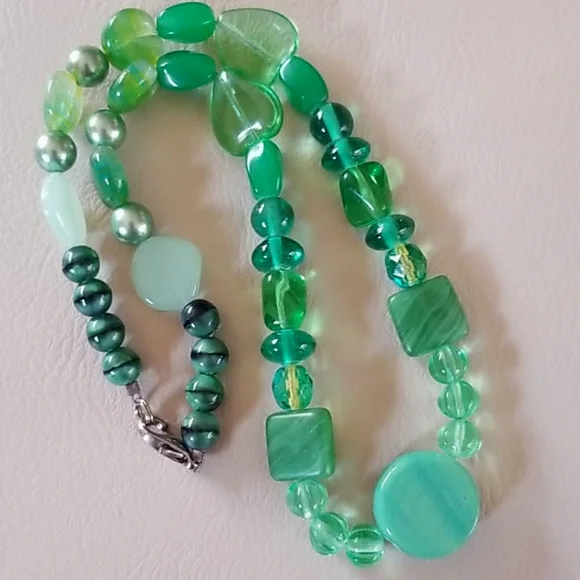 Vintage Glass Bead and Faux Pearl Beaded Necklace - Picture 16 of 16